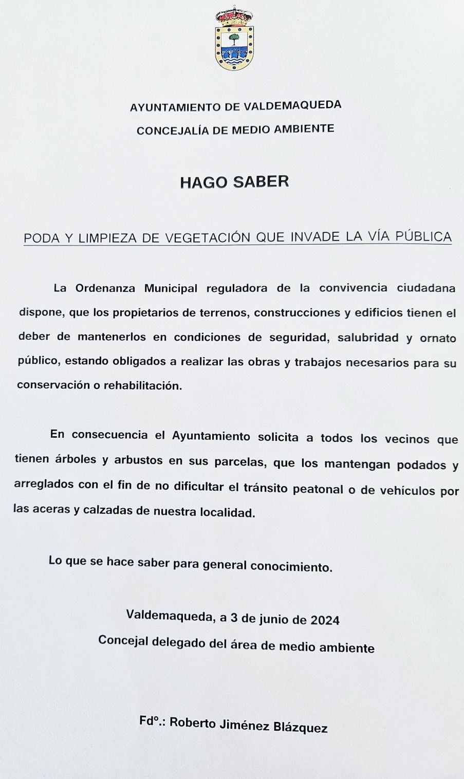 Bando: Poda y limpieza de vegetación que invade la vía pública